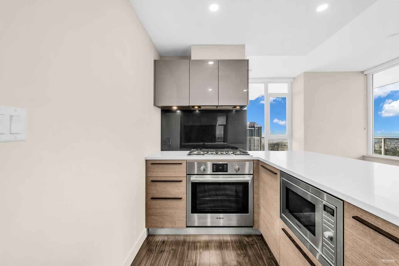 3605-6383 Mckay Avenue, Burnaby, BC