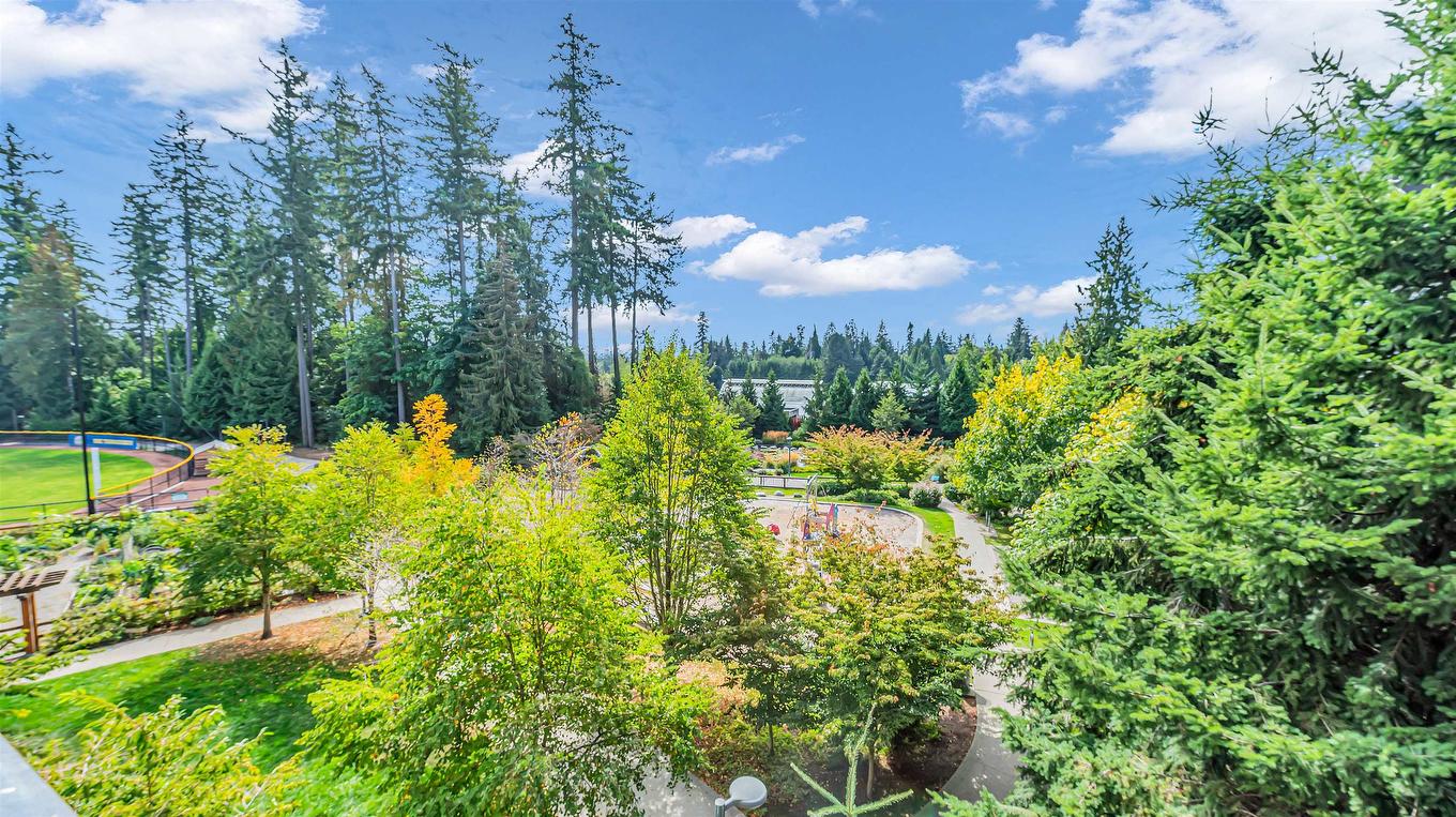 316-3581 Ross Drive, Vancouver, BC