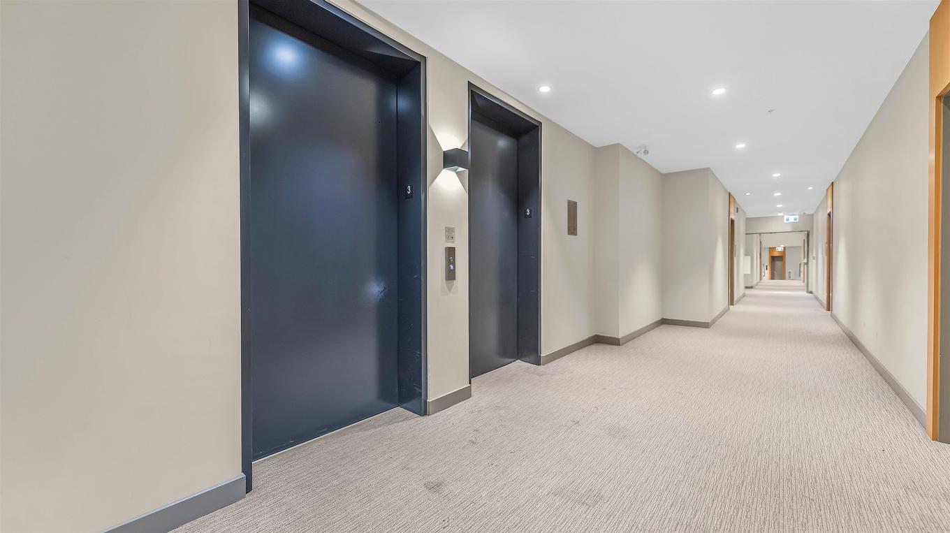 316-3581 Ross Drive, Vancouver, BC