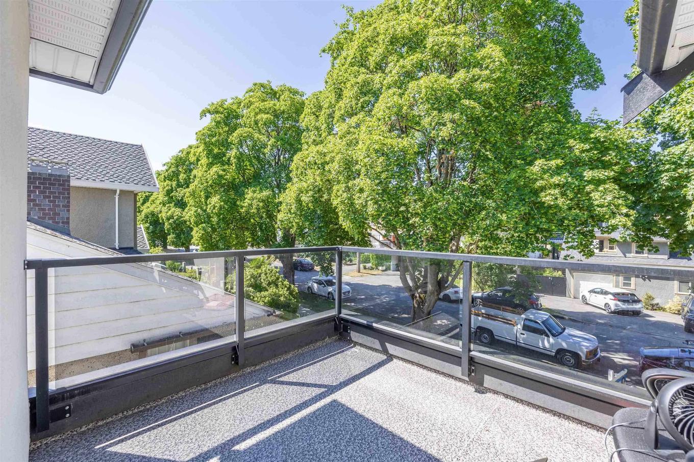 172 Ontario Place, Vancouver, BC