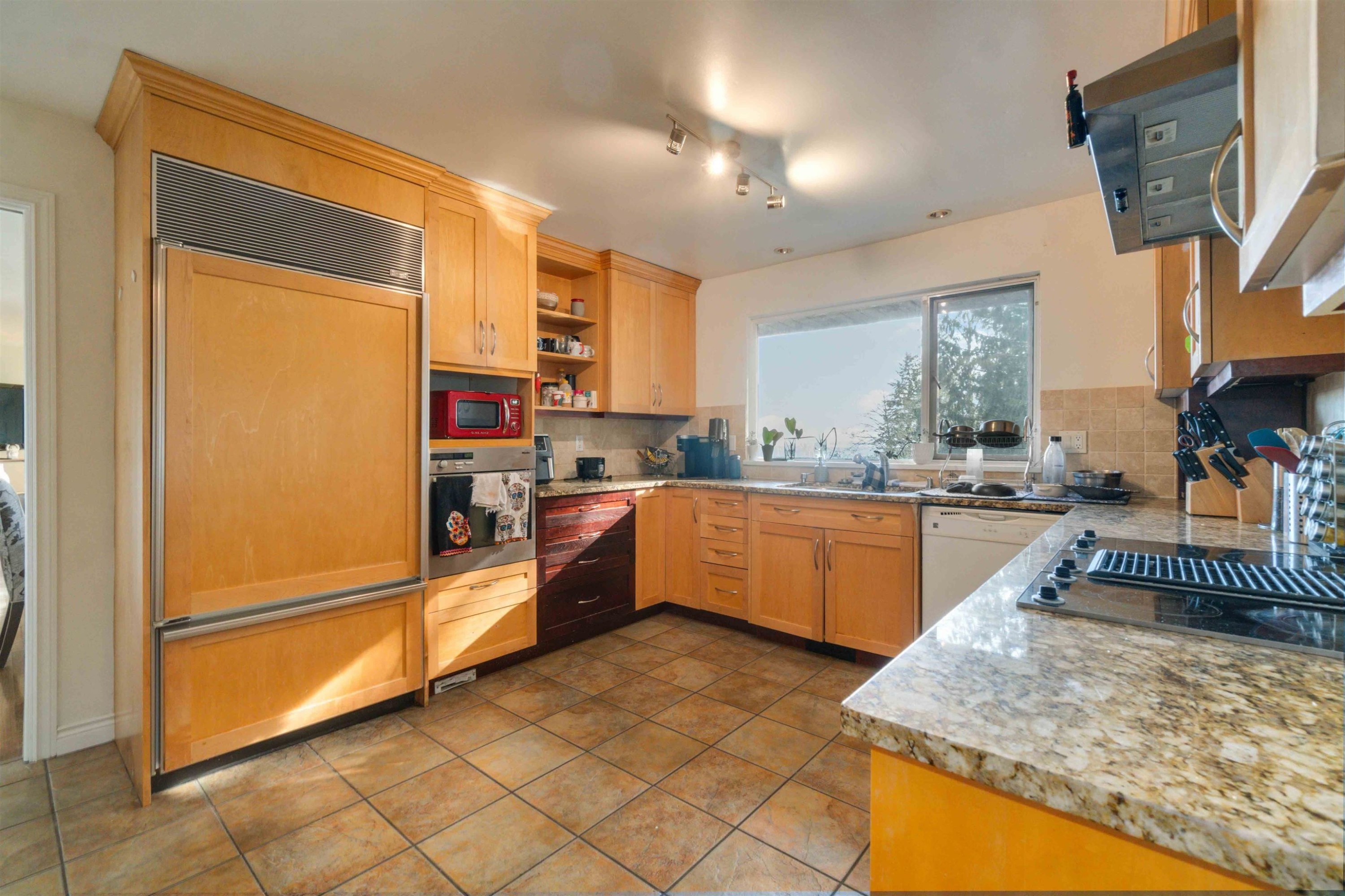 5189 Madeira Court, North Vancouver, BC