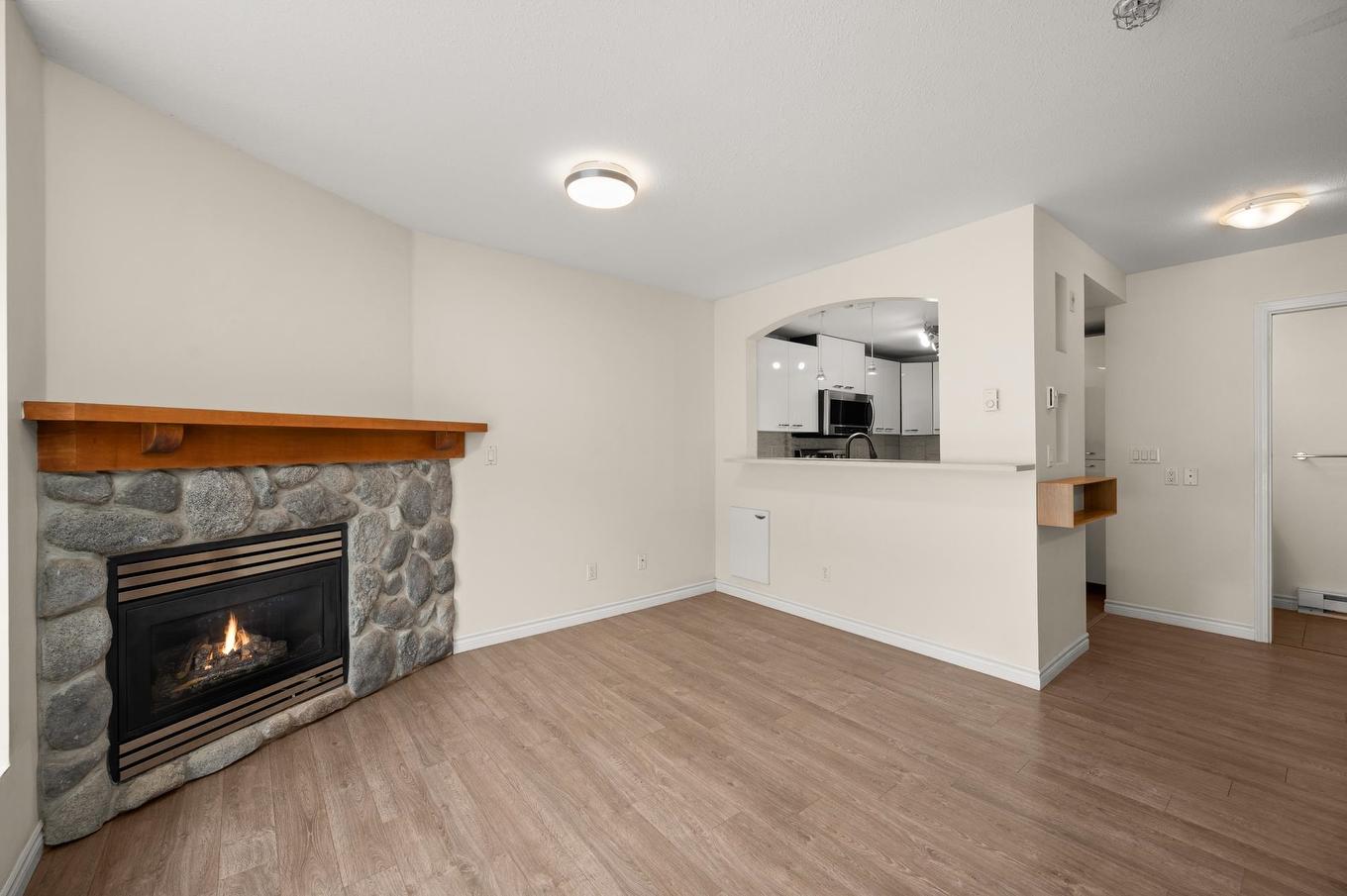 15-1005 Lynn Valley Road, North Vancouver, BC