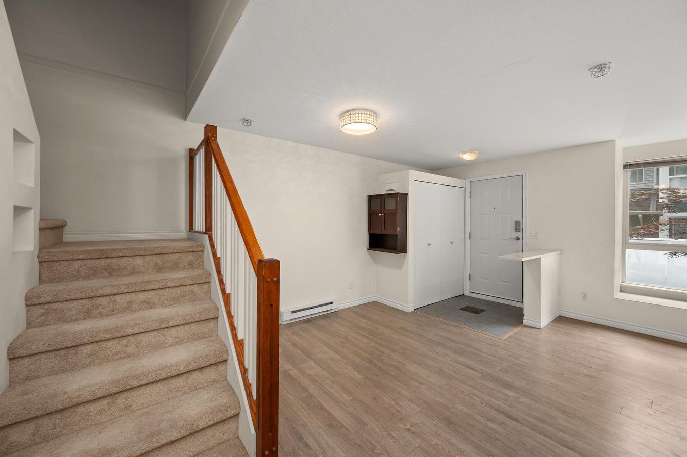 15-1005 Lynn Valley Road, North Vancouver, BC