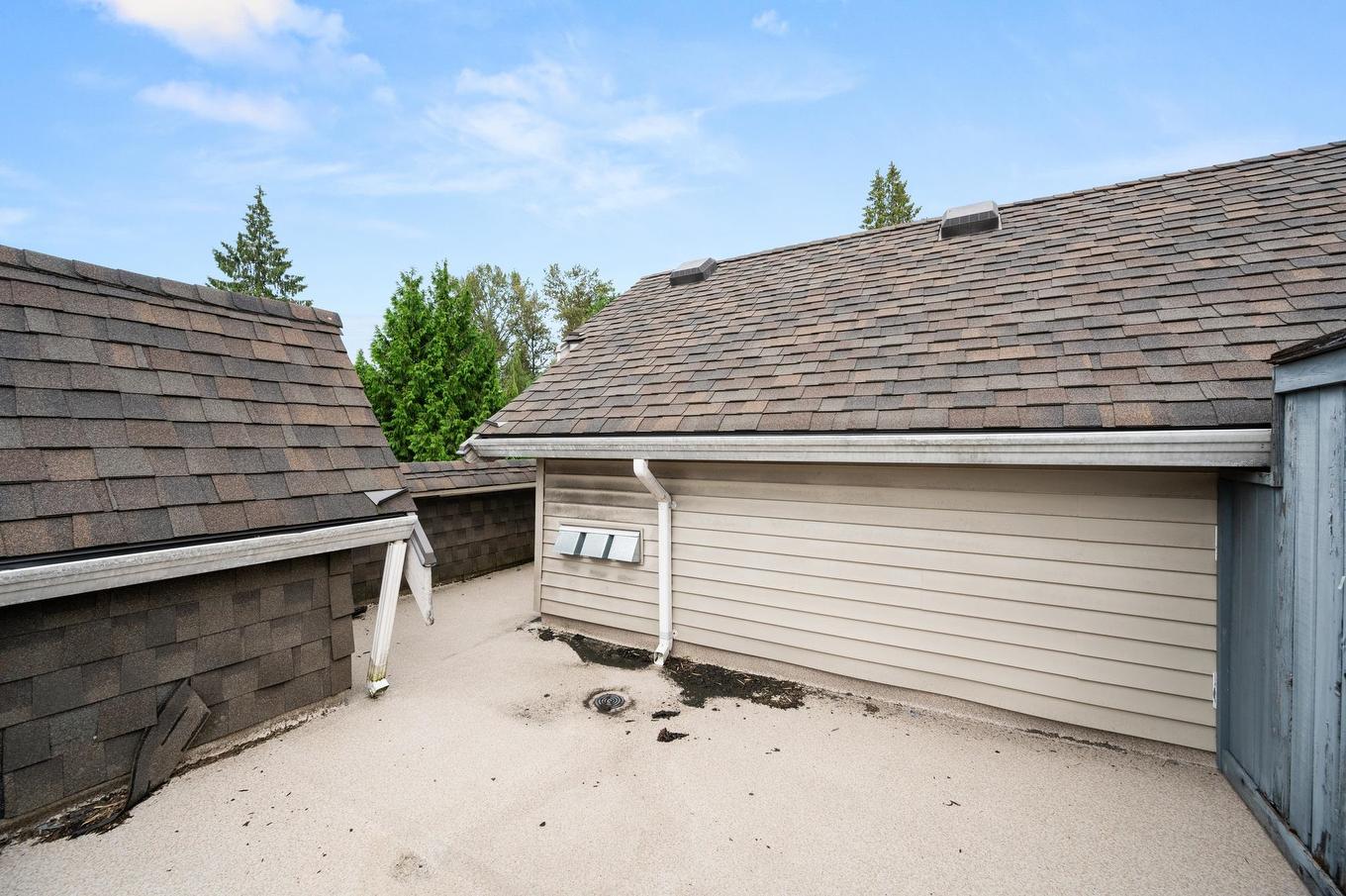 15-1005 Lynn Valley Road, North Vancouver, BC