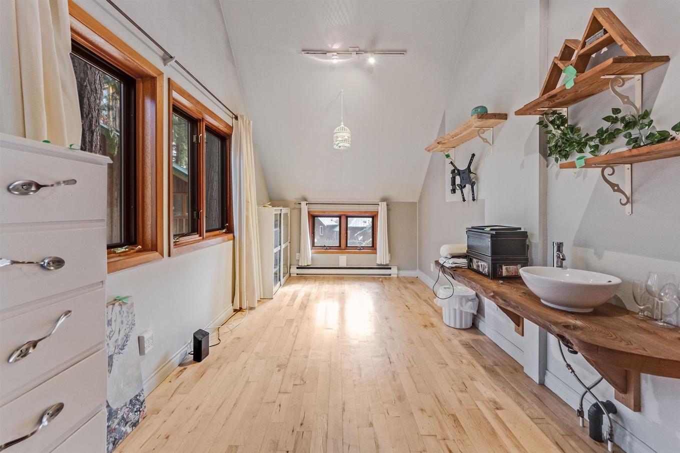 269 David Road, Bowen Island, BC