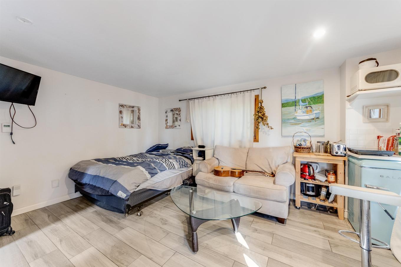 269 David Road, Bowen Island, BC