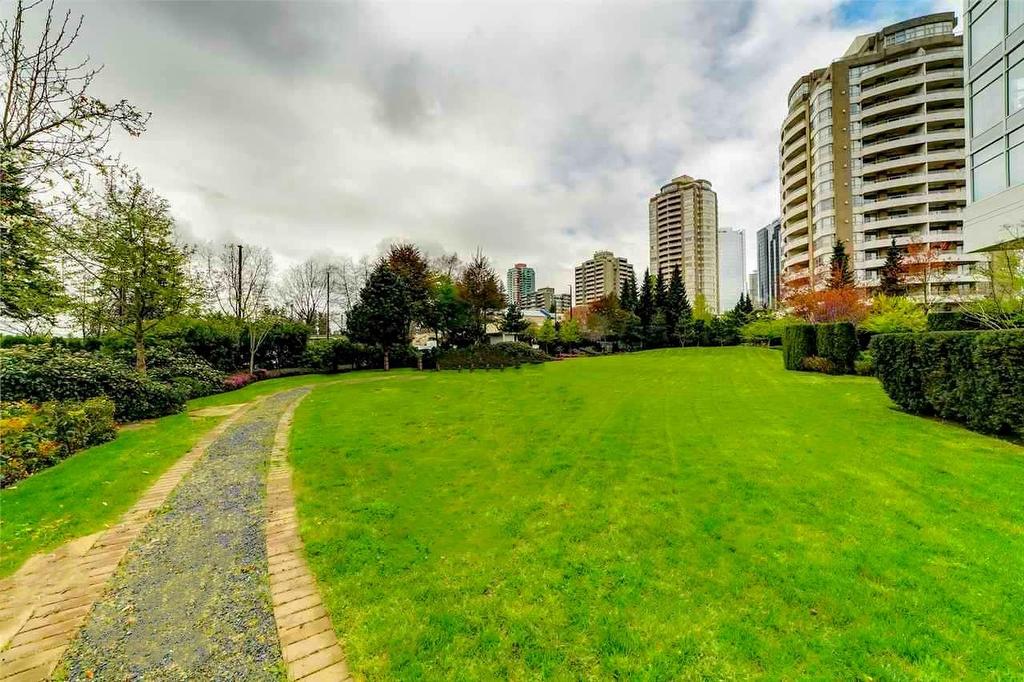 2201-4880 Bennett Street, Burnaby, BC