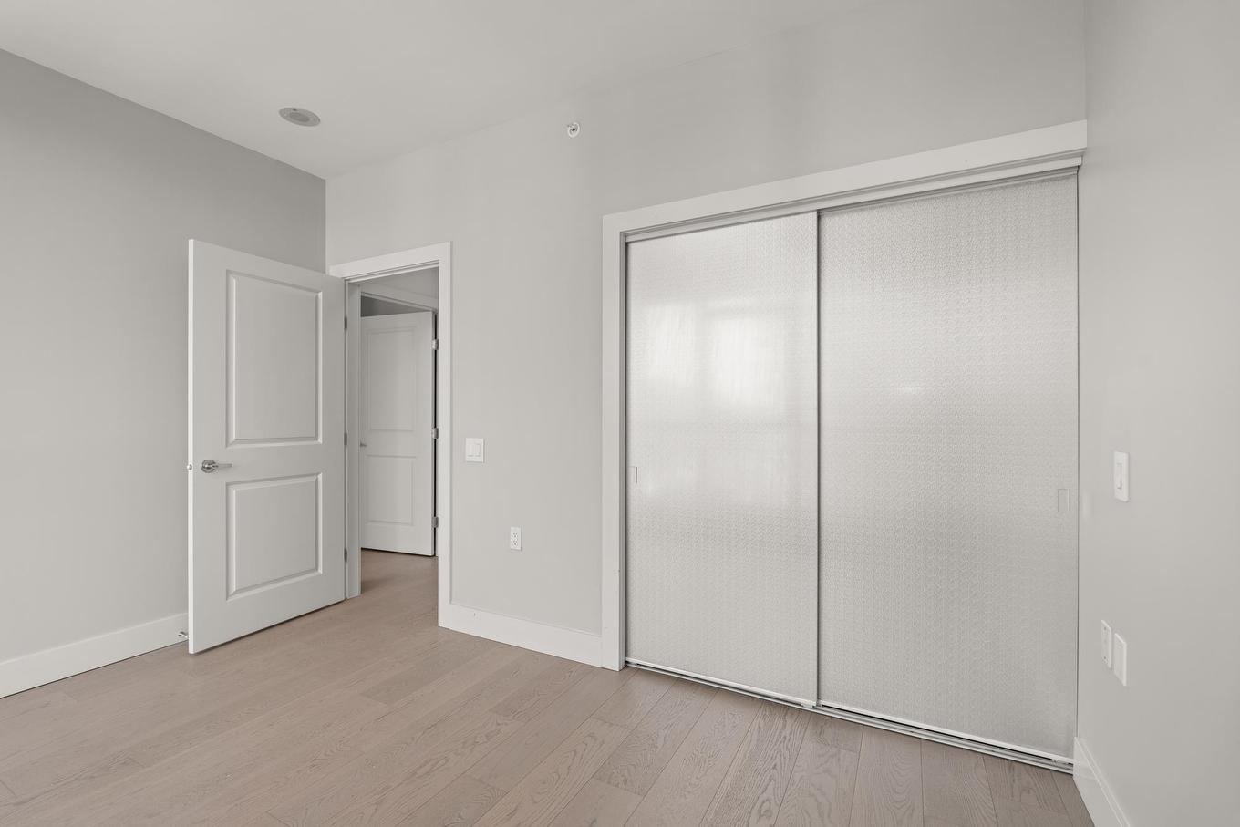 701-120 16Th Street W, North Vancouver, BC