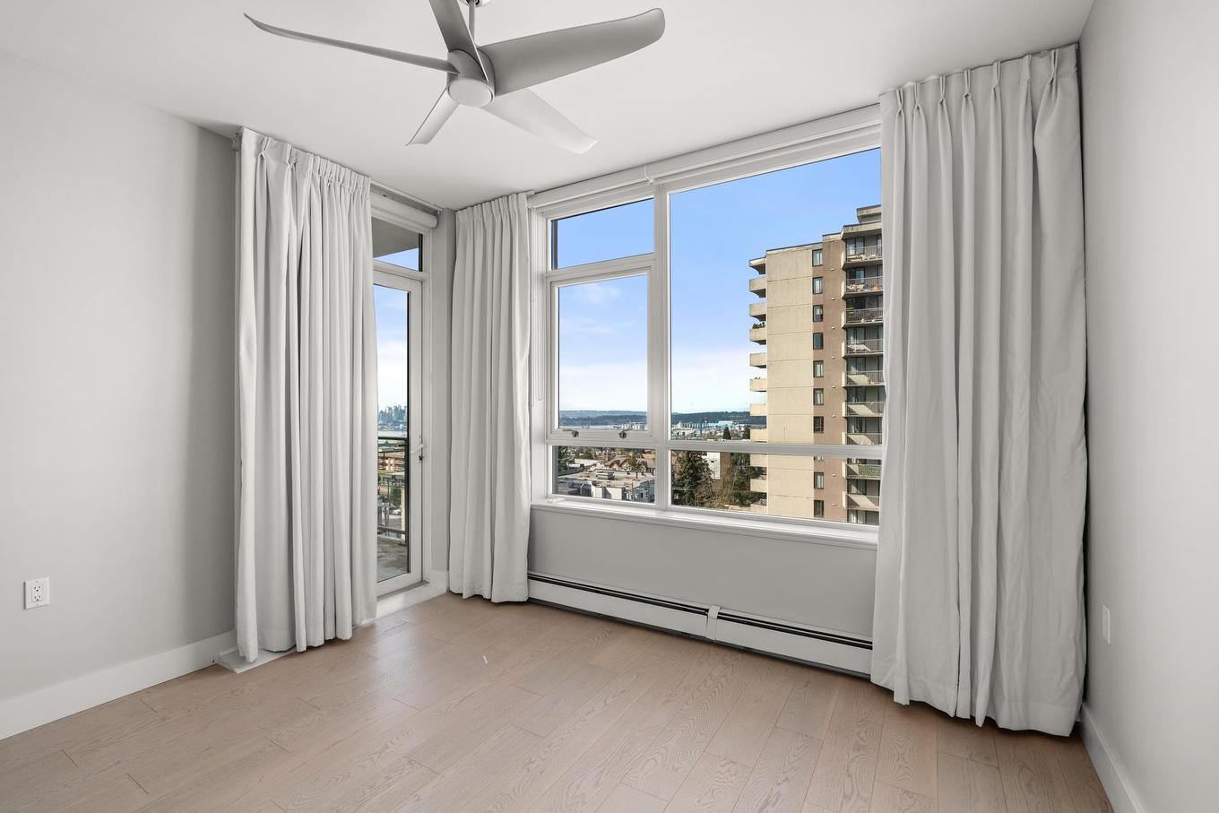 701-120 16Th Street W, North Vancouver, BC