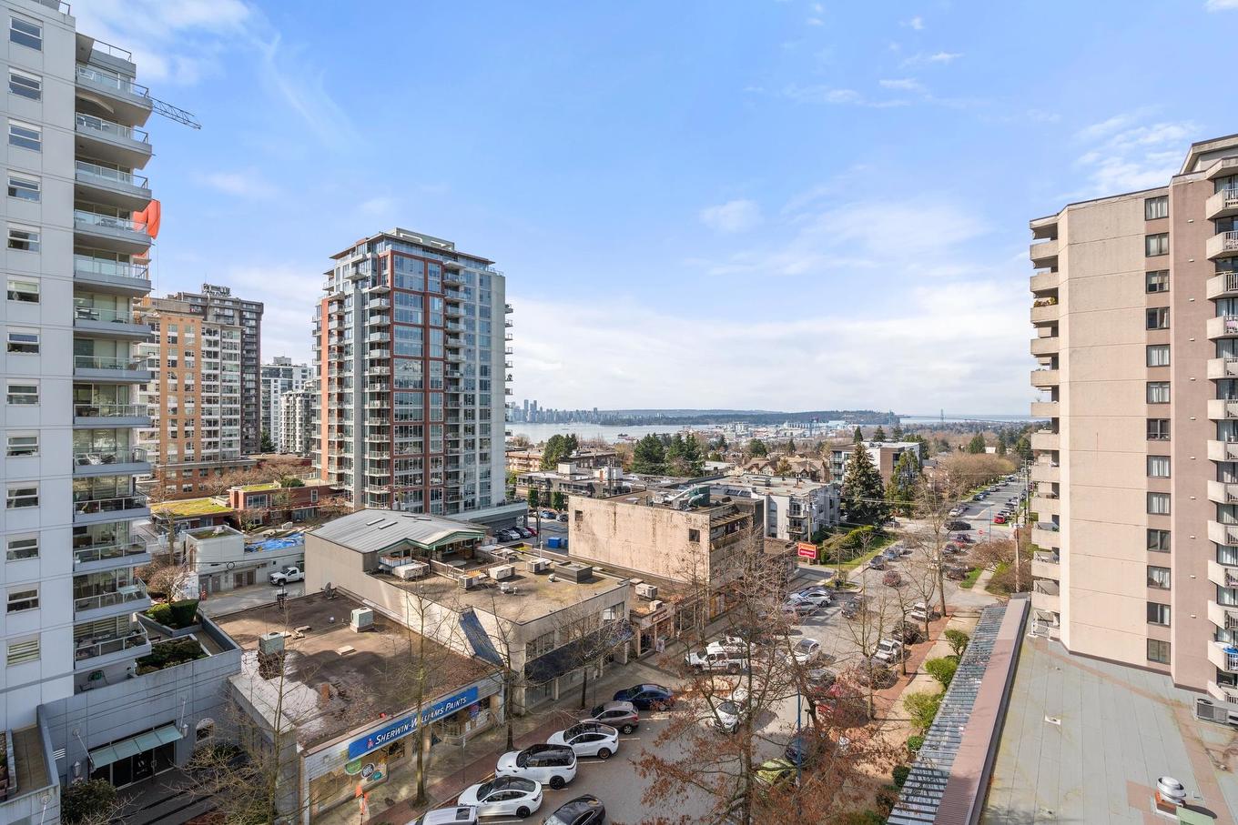 701-120 16Th Street W, North Vancouver, BC