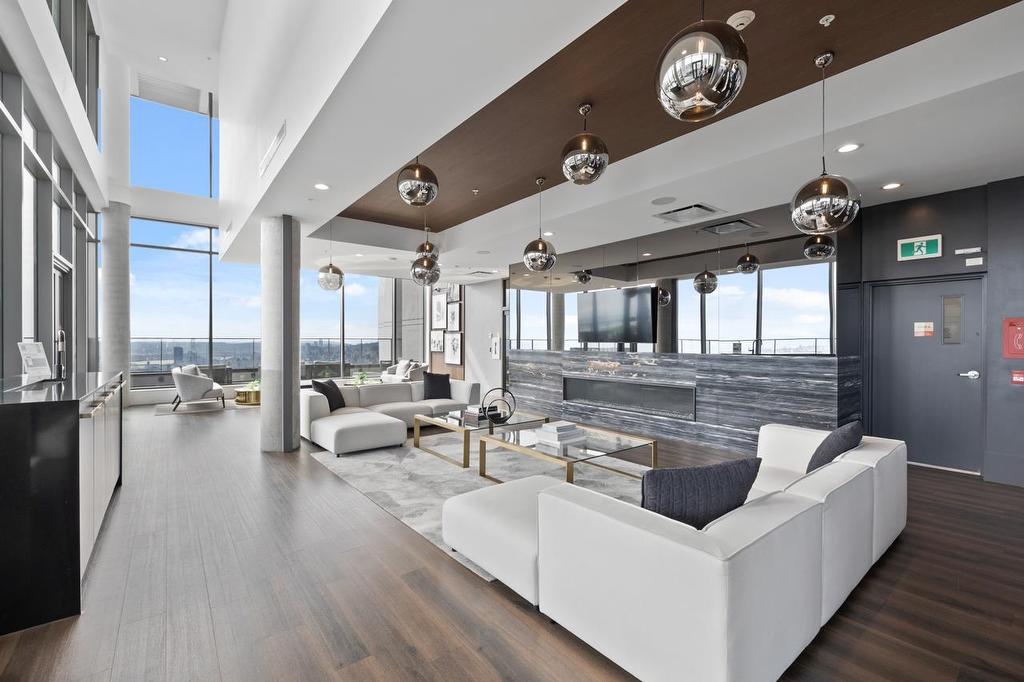 210-450 Westview Street, Coquitlam, BC