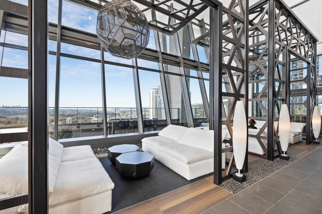 210-450 Westview Street, Coquitlam, BC