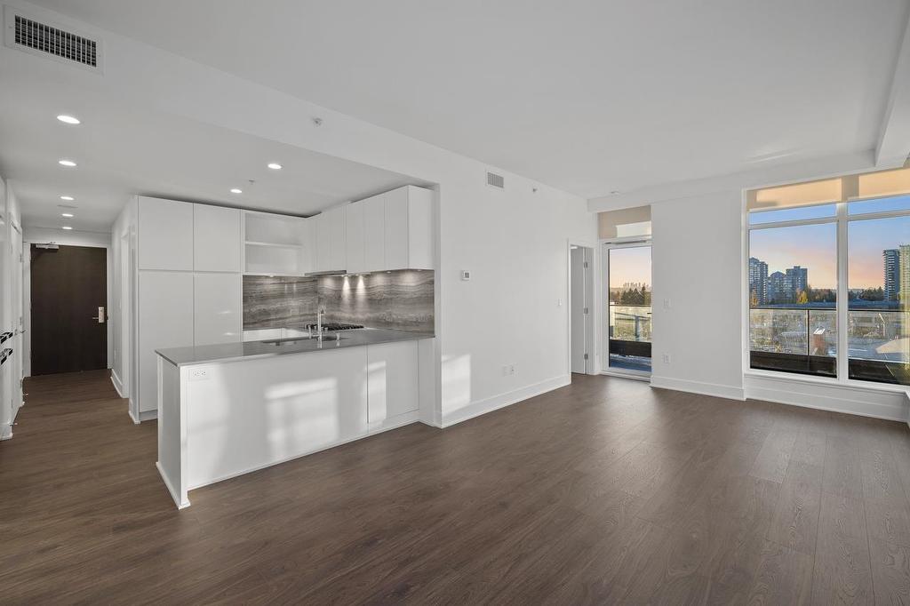 210-450 Westview Street, Coquitlam, BC