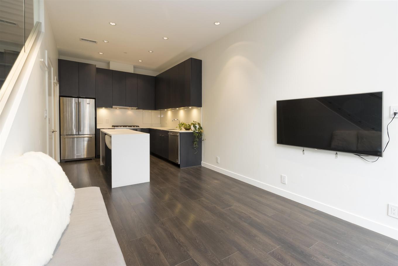 131 1St Avenue E, Vancouver, BC