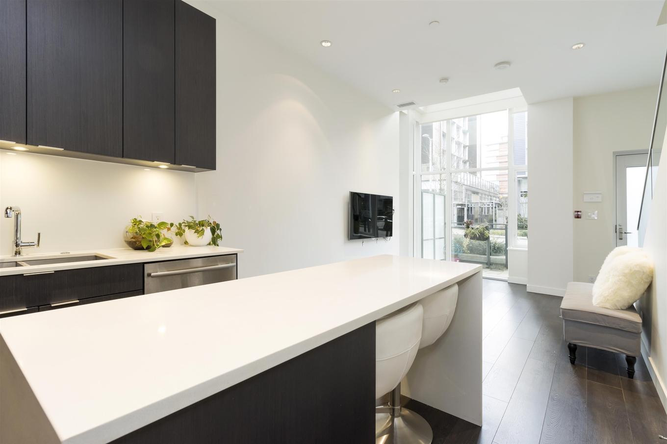 131 1St Avenue E, Vancouver, BC