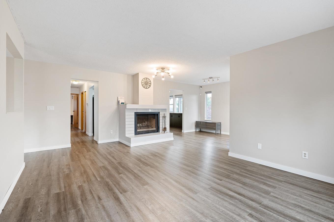 2217 Hillside Avenue, Coquitlam, BC