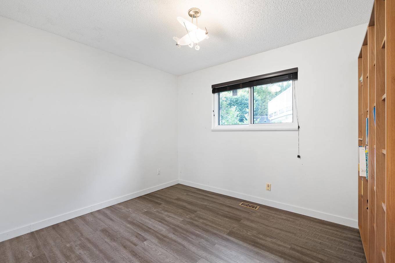 2217 Hillside Avenue, Coquitlam, BC