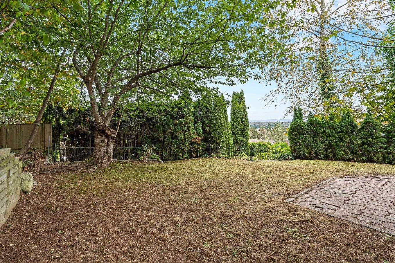 2217 Hillside Avenue, Coquitlam, BC