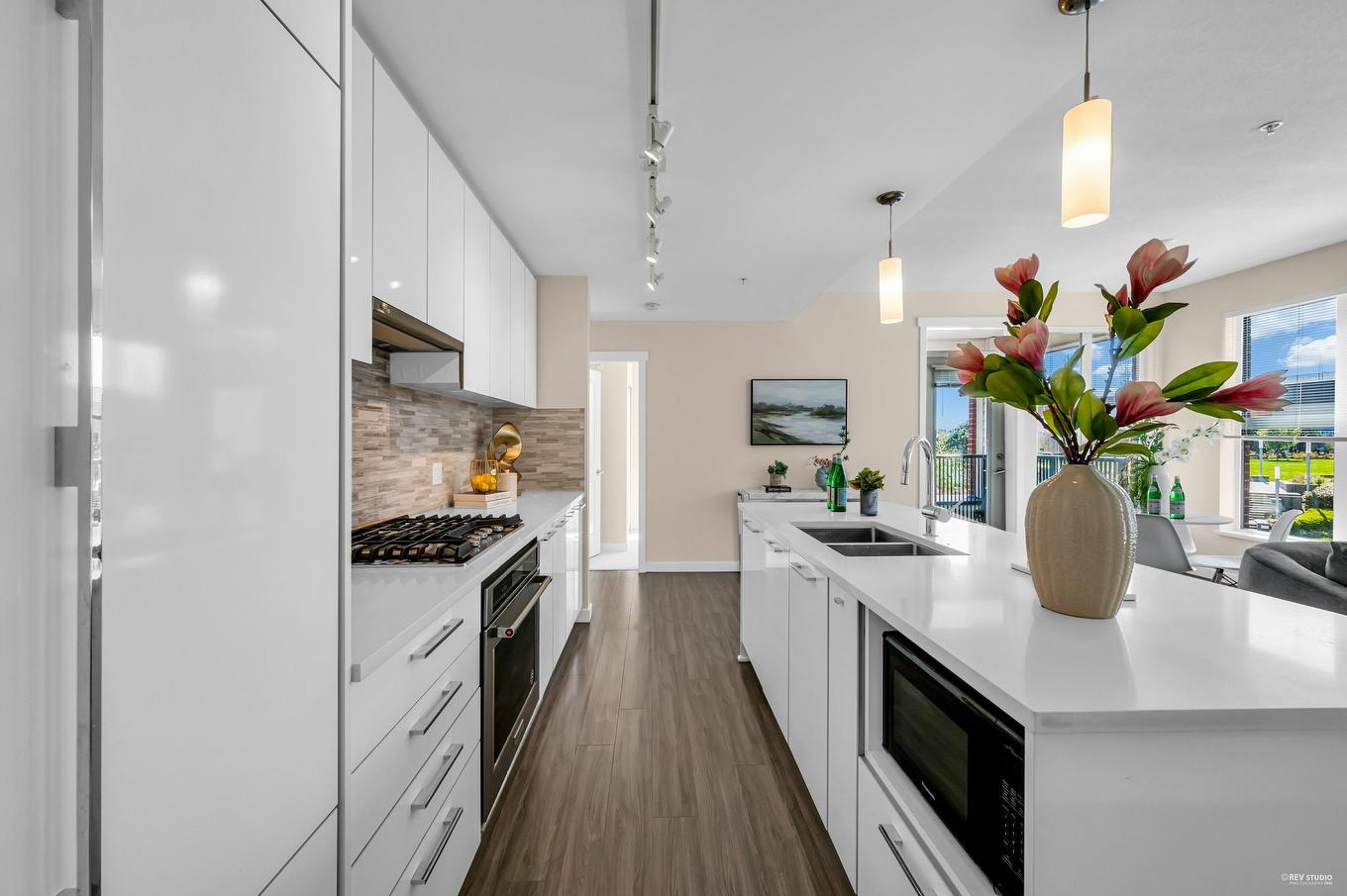 205-9551 Alexandra Road, Richmond, BC