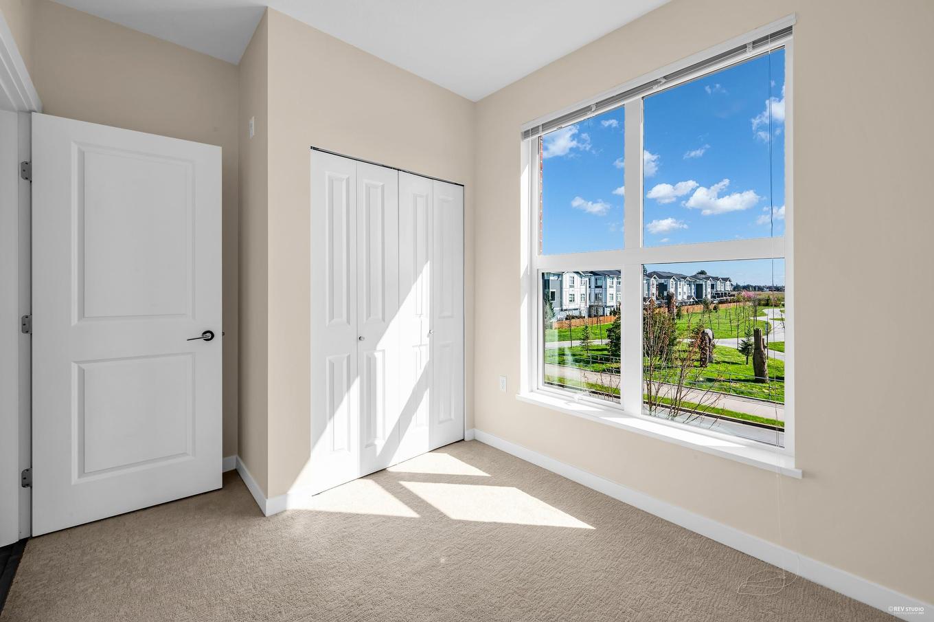 205-9551 Alexandra Road, Richmond, BC