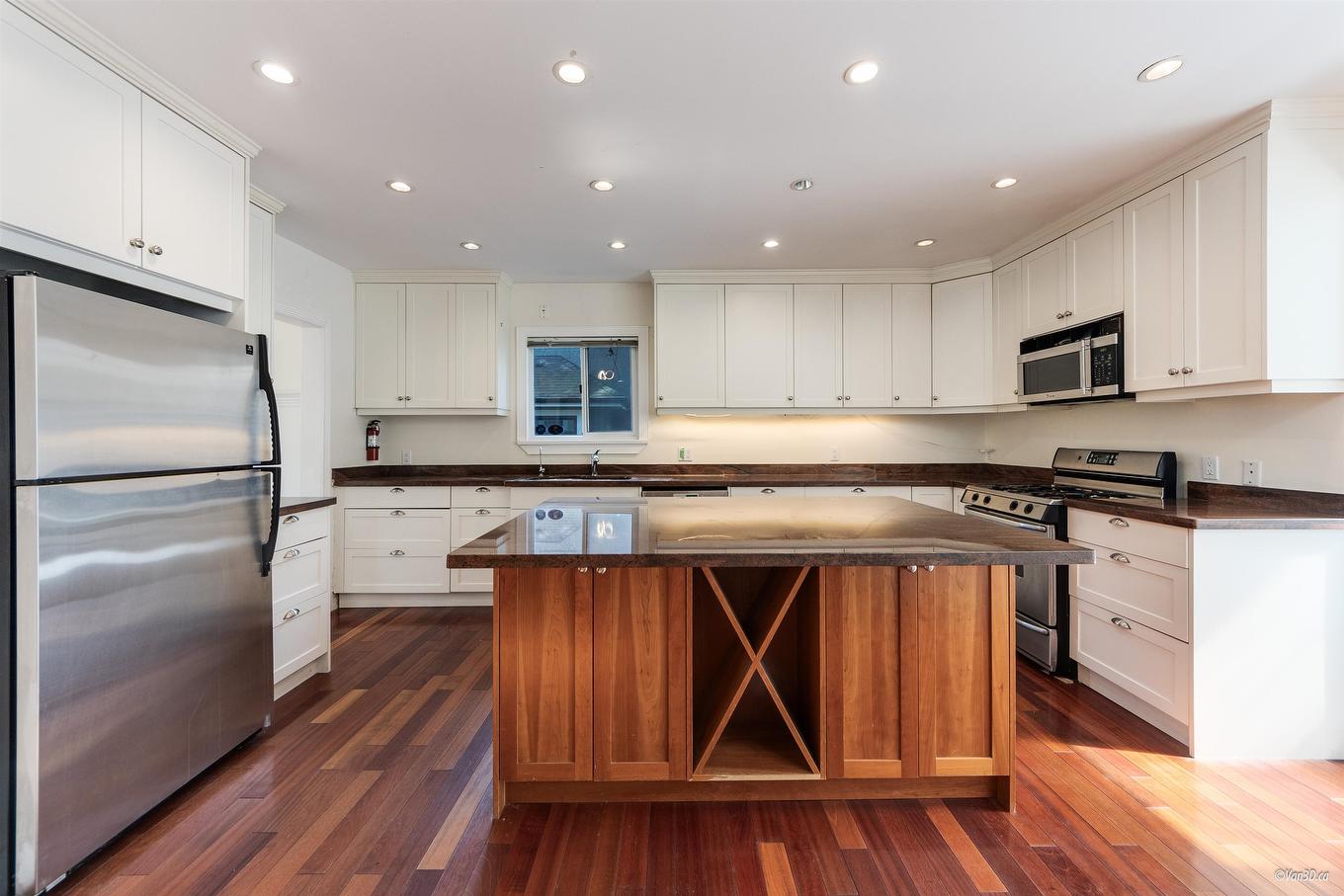 2146 33Rd Avenue W, Vancouver, BC