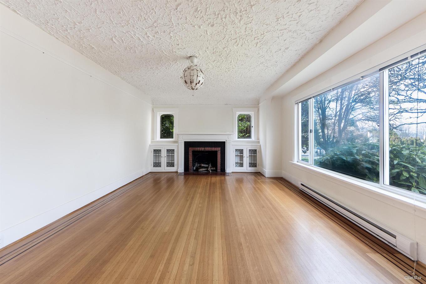 2146 33Rd Avenue W, Vancouver, BC