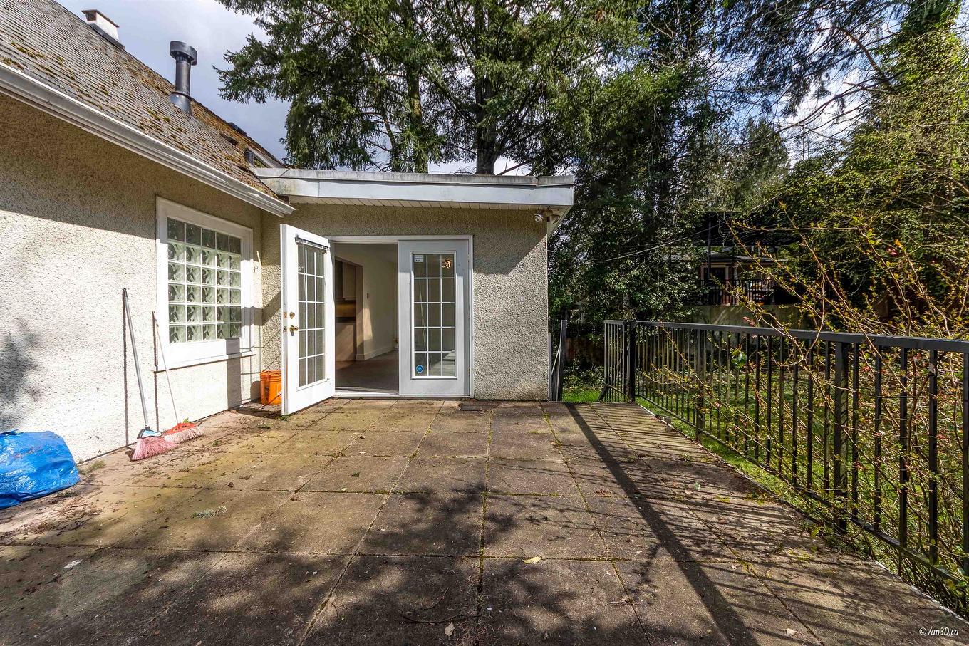 2146 33Rd Avenue W, Vancouver, BC