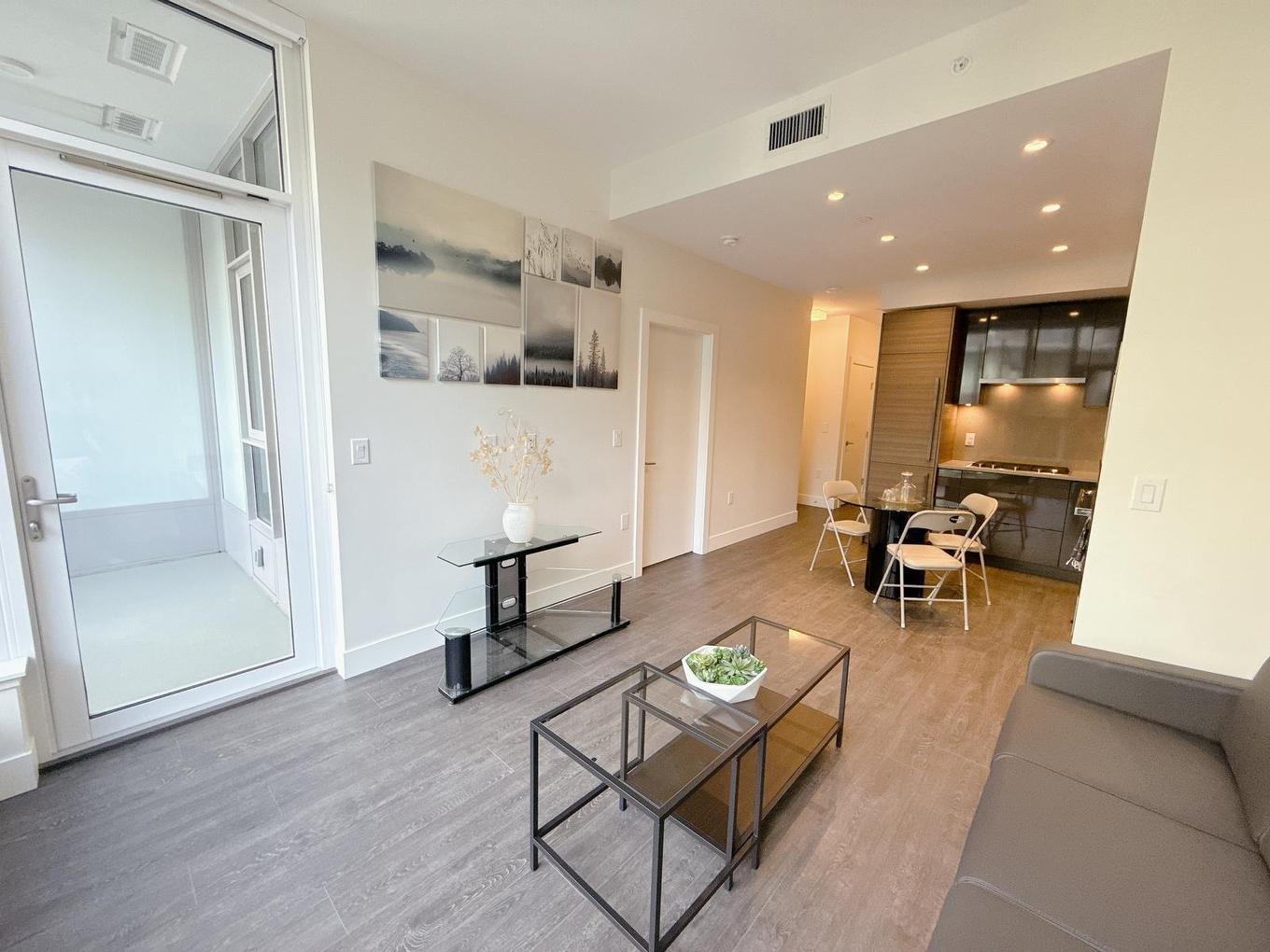 321-3438 Sawmill Crescent, Vancouver, BC