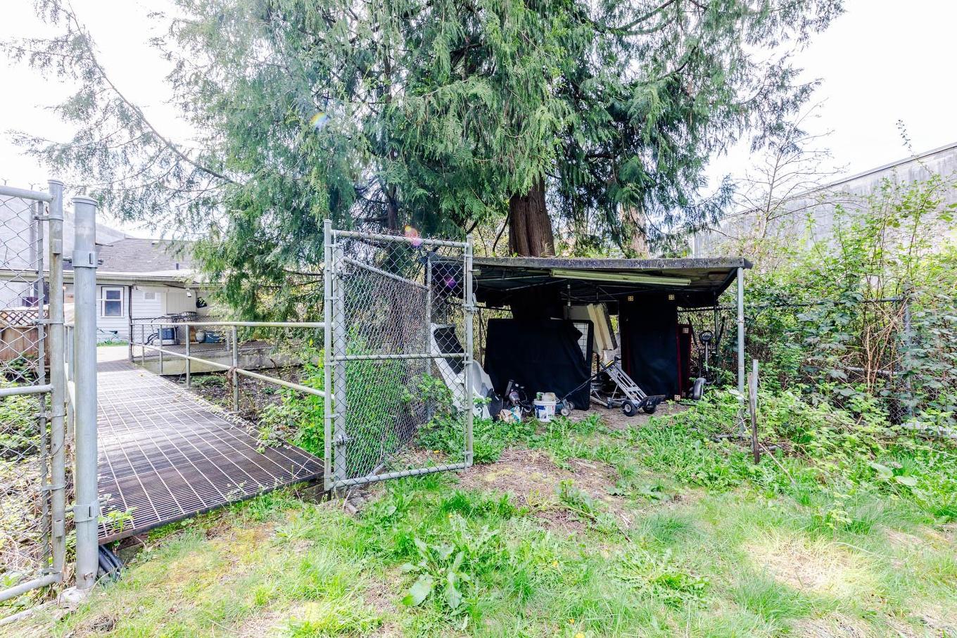 2617 Kingsway Avenue, Port Coquitlam, BC