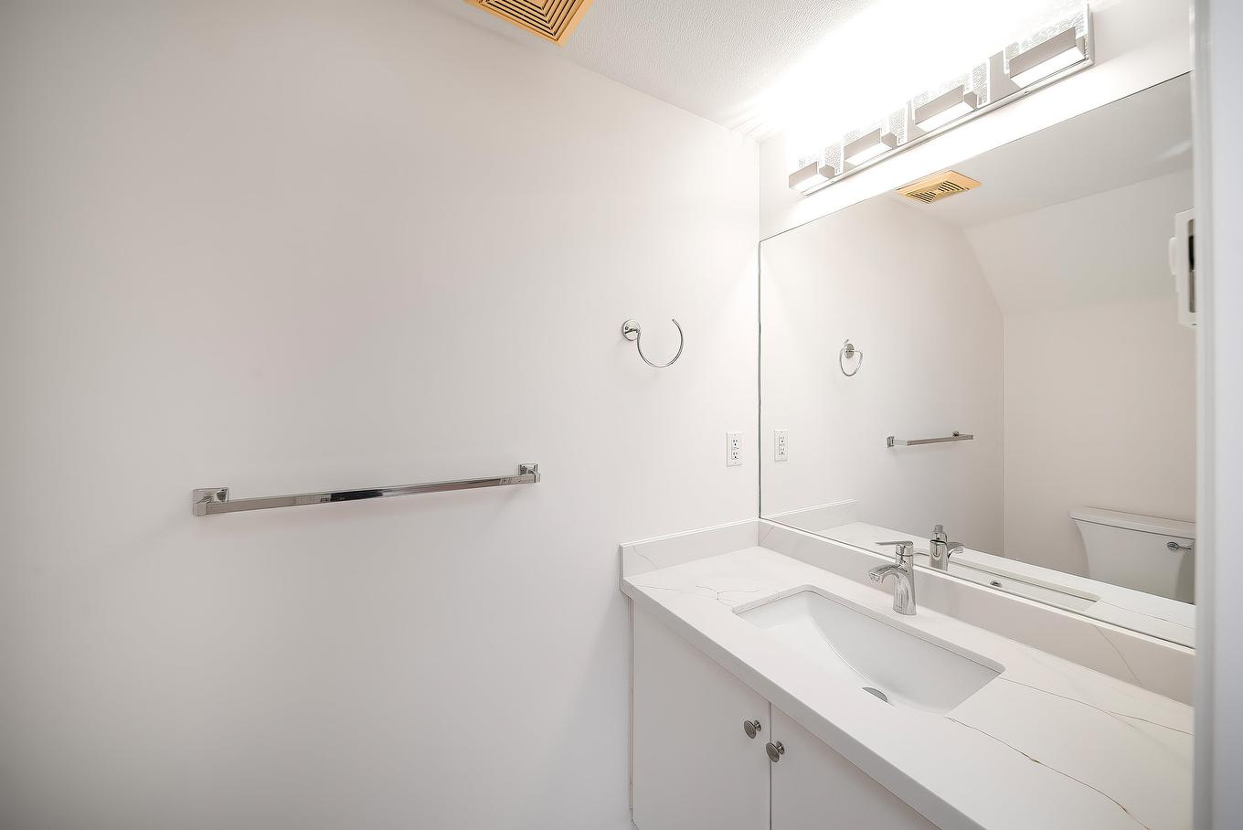 61-7128 Stride Avenue, Burnaby, BC