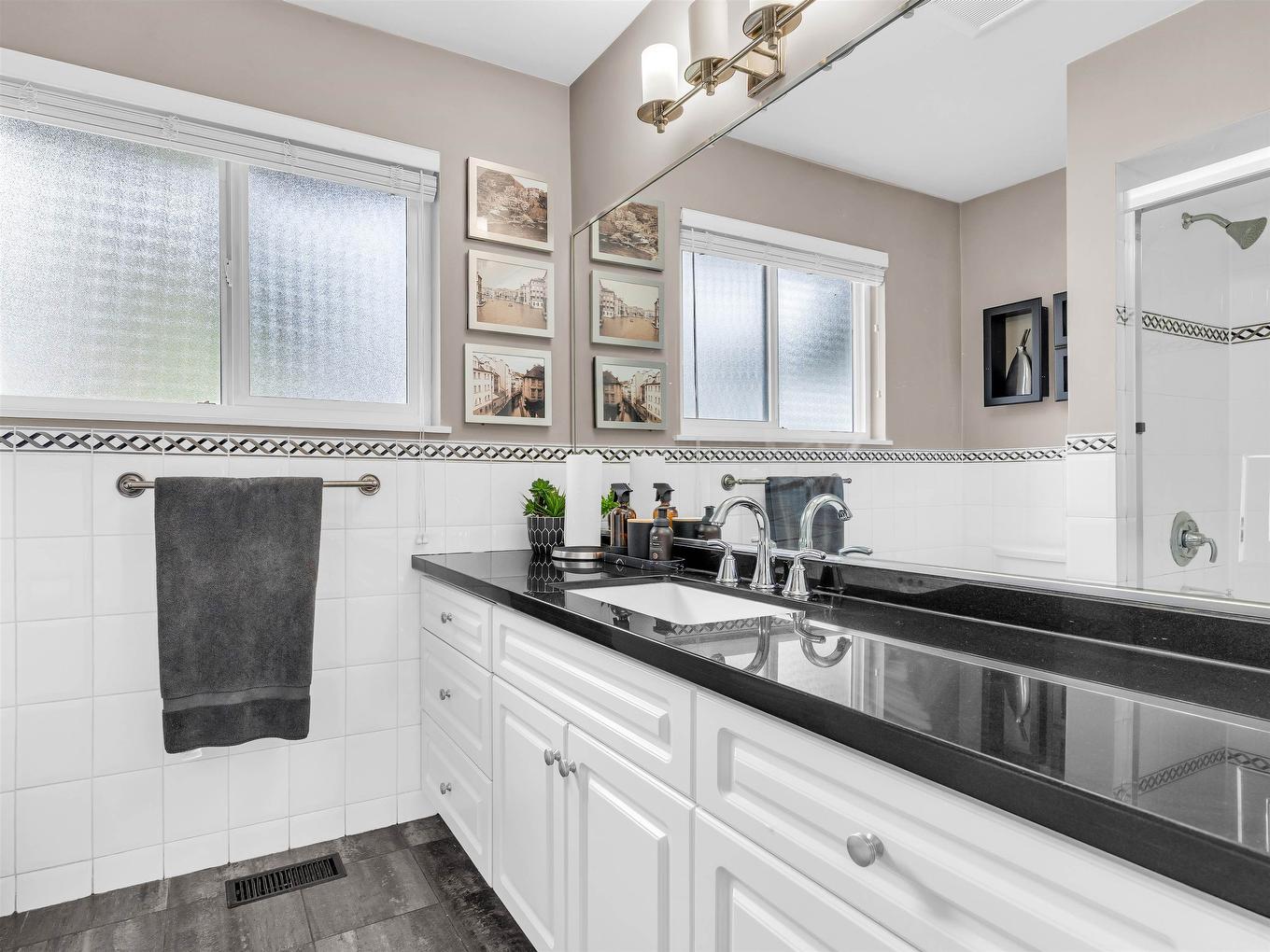 1601 Holdom Avenue, Burnaby, BC