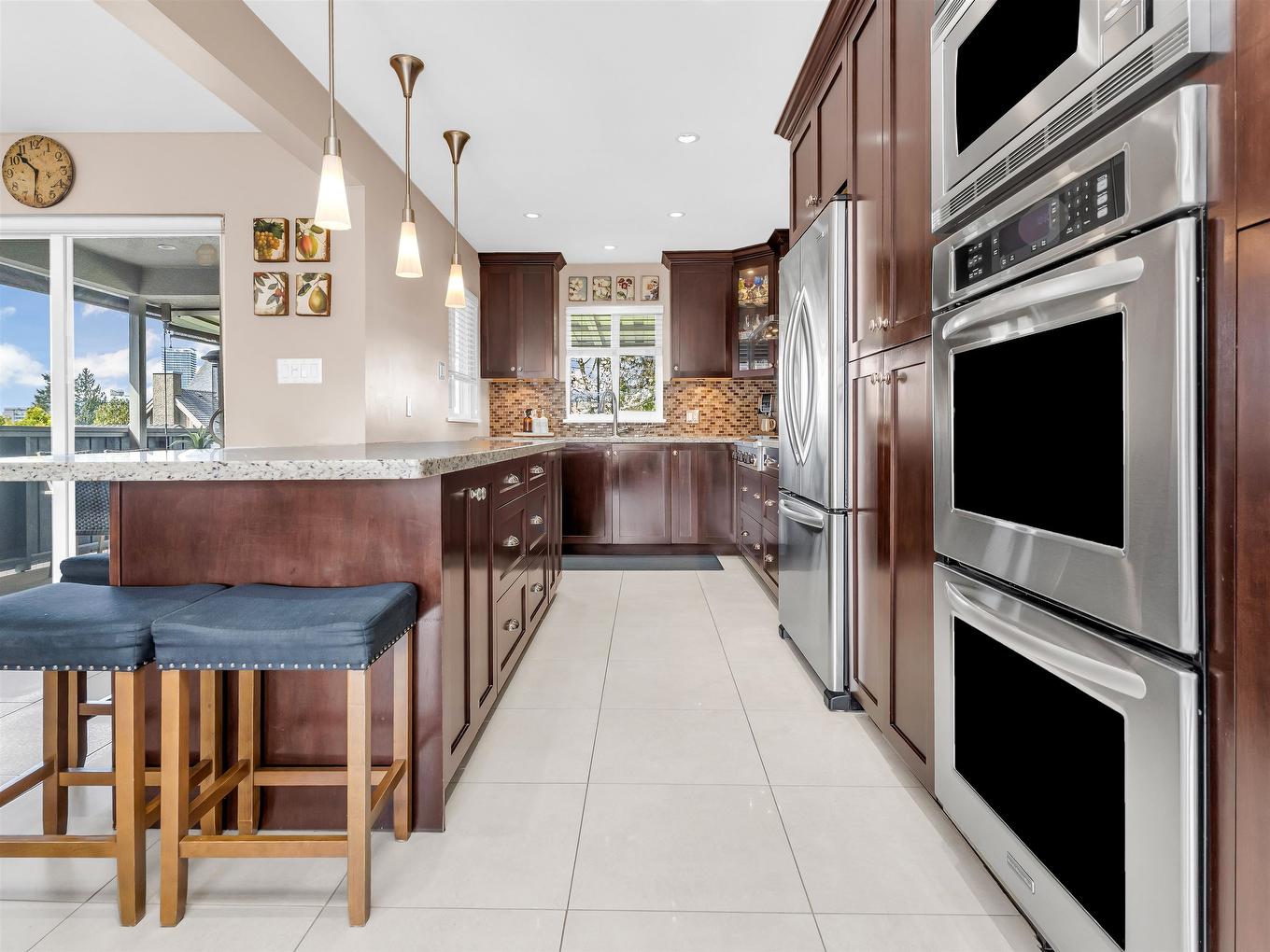 1601 Holdom Avenue, Burnaby, BC