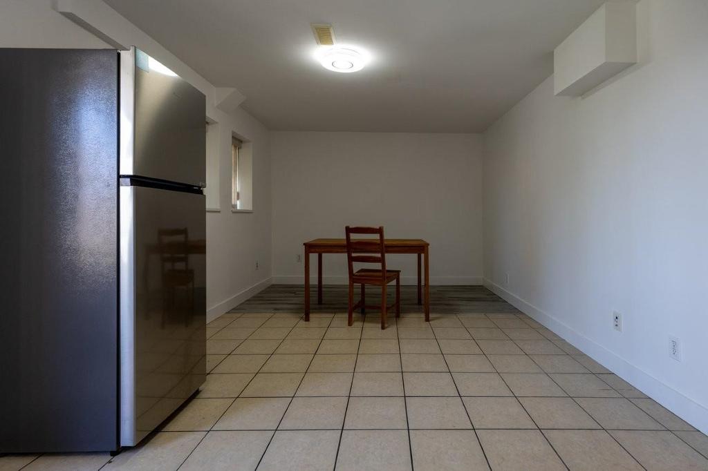 7250-52 Nelson Avenue, Burnaby, BC