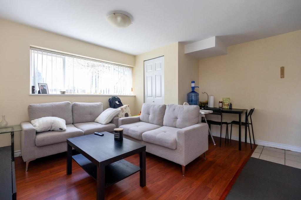 7250-52 Nelson Avenue, Burnaby, BC