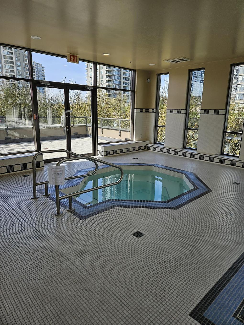 502-2345 Madison Avenue, Burnaby, BC