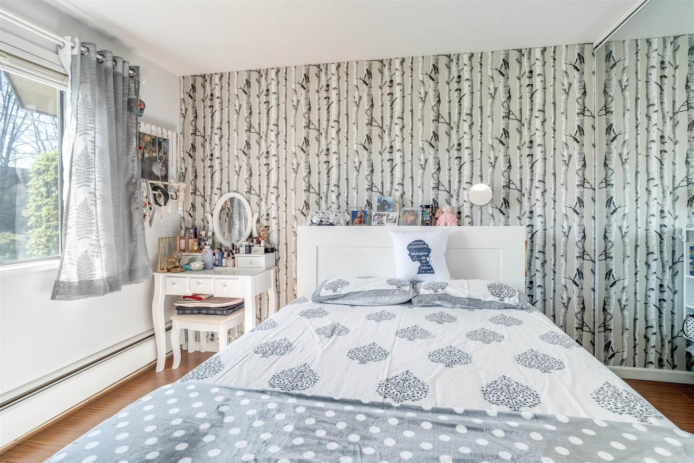 104-327 Ninth Street, New Westminster, BC