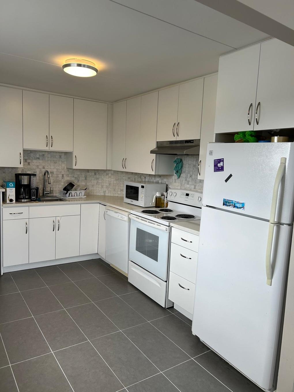 1010-6651 Minoru Boulevard, Richmond, BC