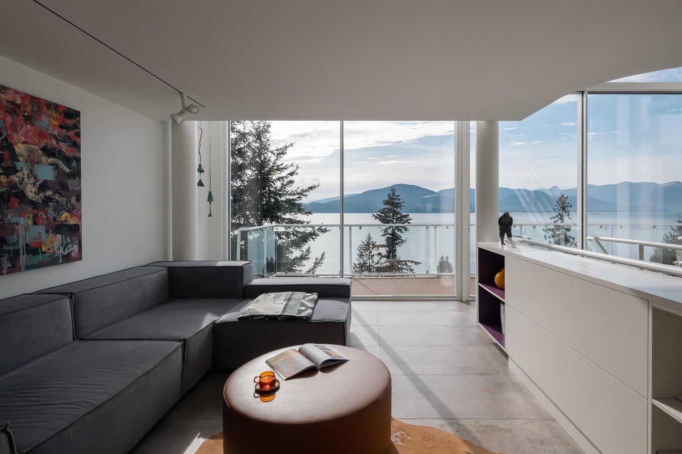 90 Isleview Place, West Vancouver, BC