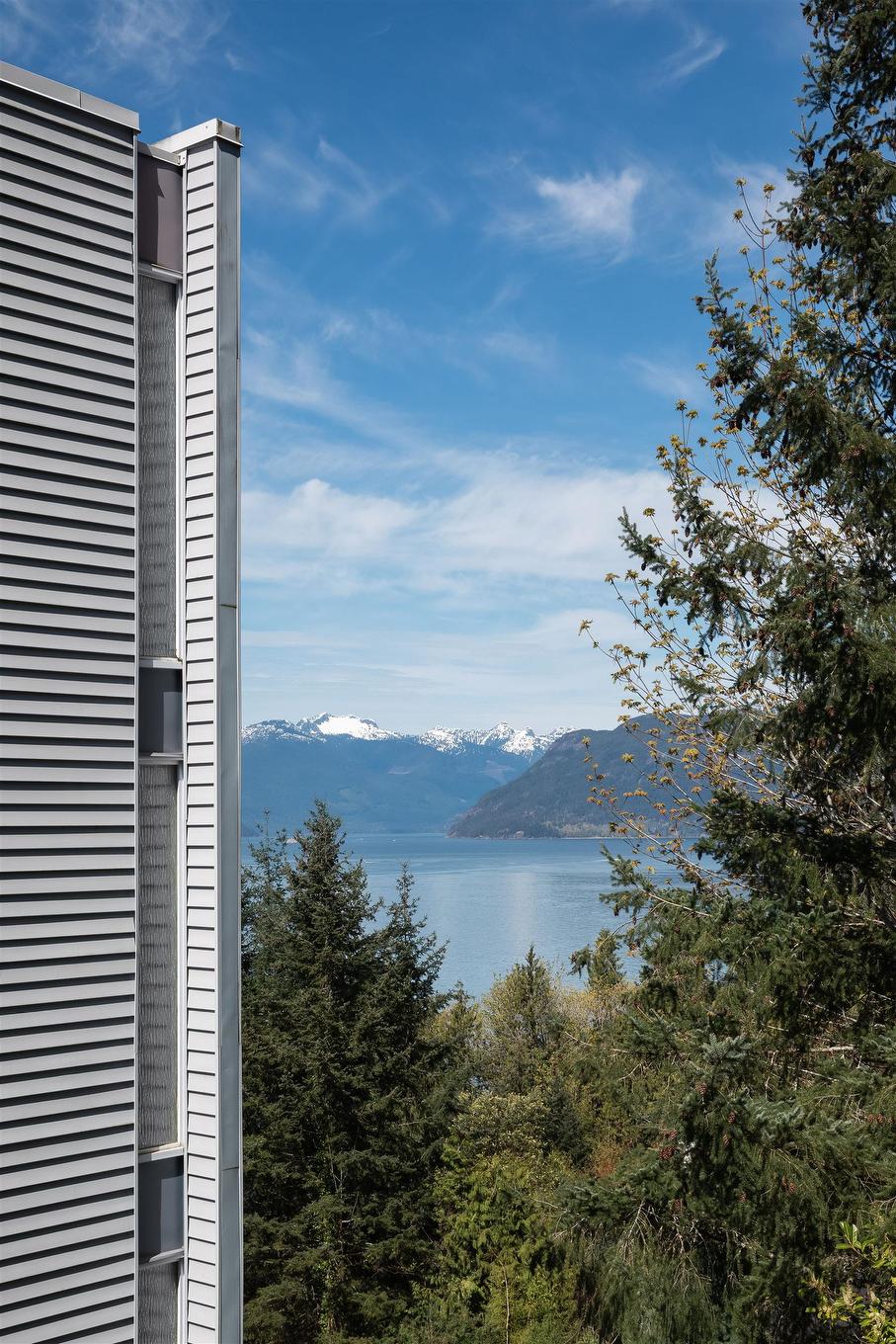 90 Isleview Place, West Vancouver, BC