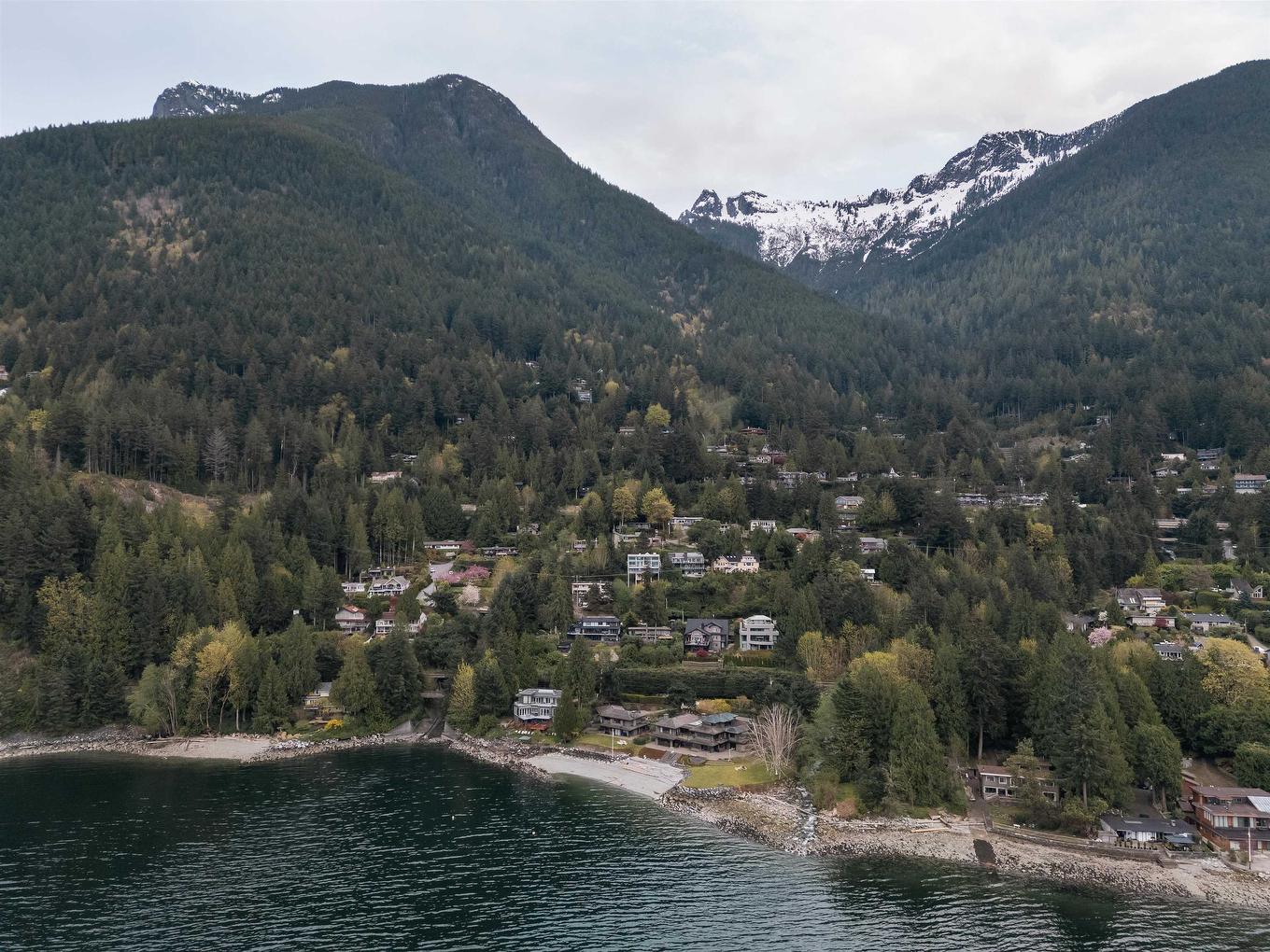 90 Isleview Place, West Vancouver, BC