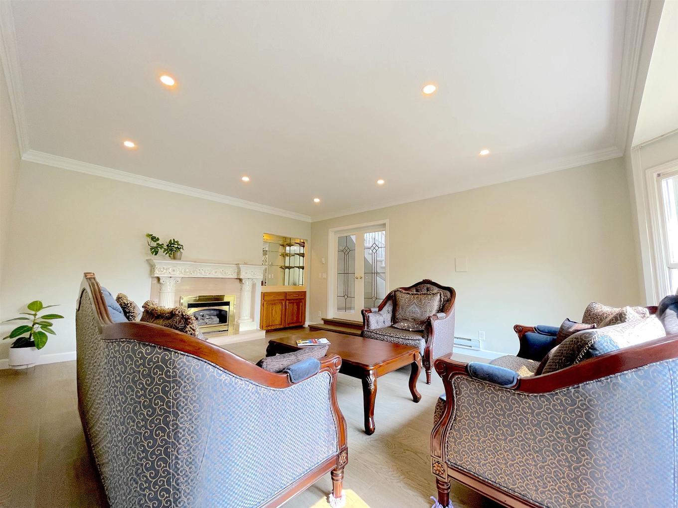 7371 Sunnymede Crescent, Richmond, BC