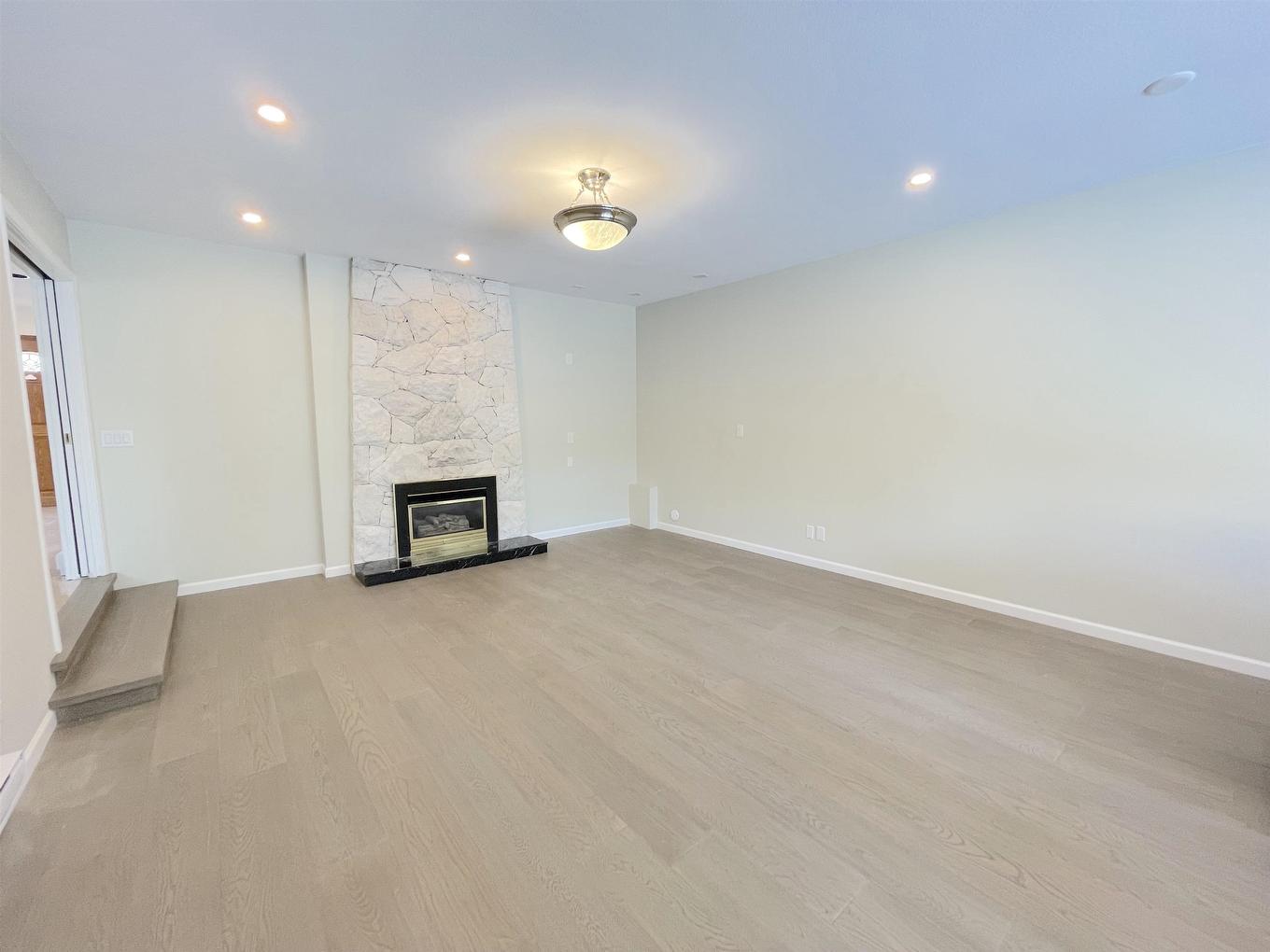 7371 Sunnymede Crescent, Richmond, BC