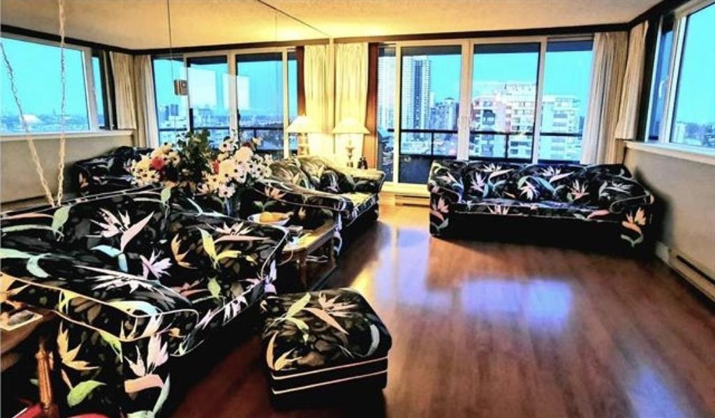 2007-3980 Carrigan Court, Burnaby, BC