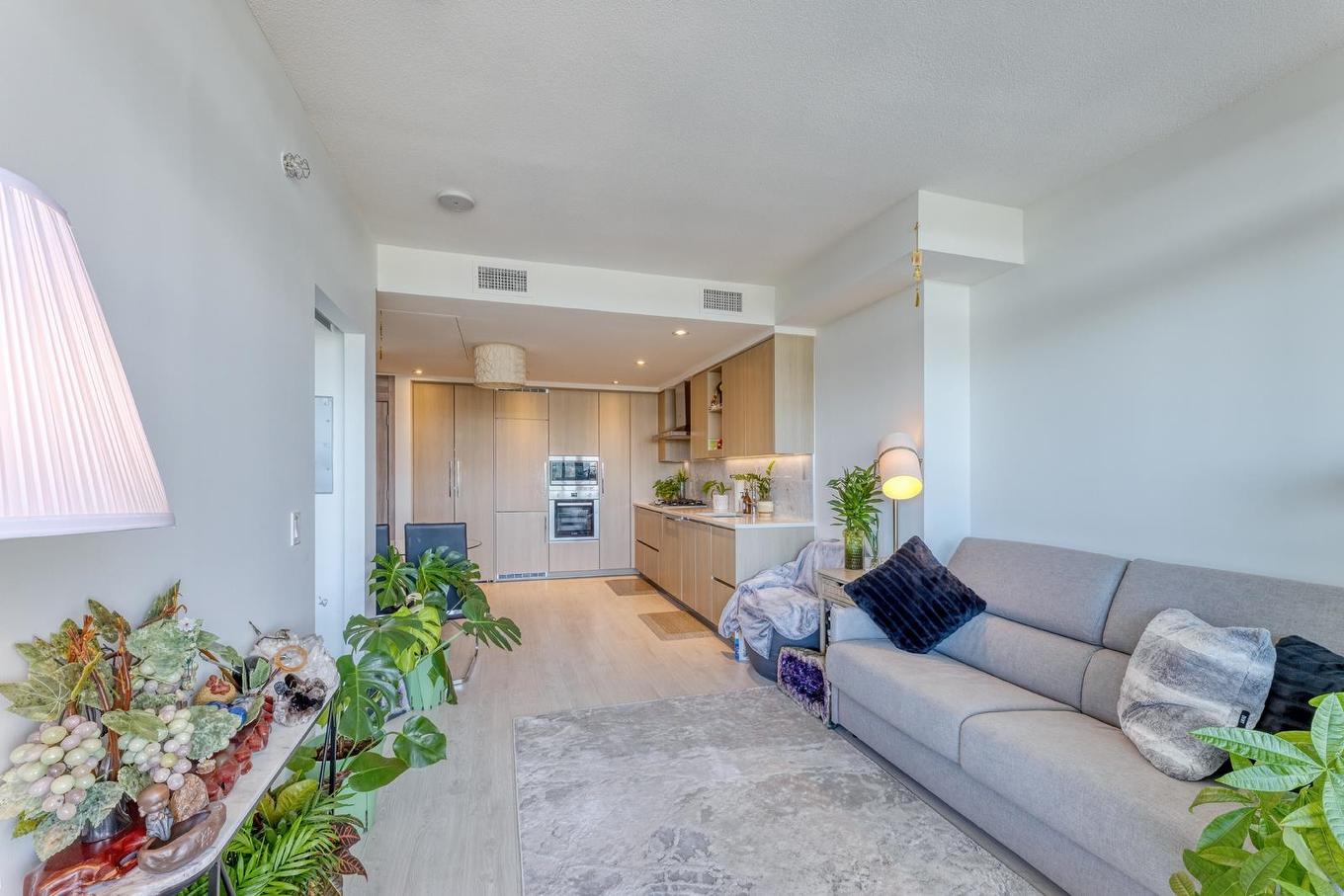 2801-4730 Lougheed Highway, Burnaby, BC