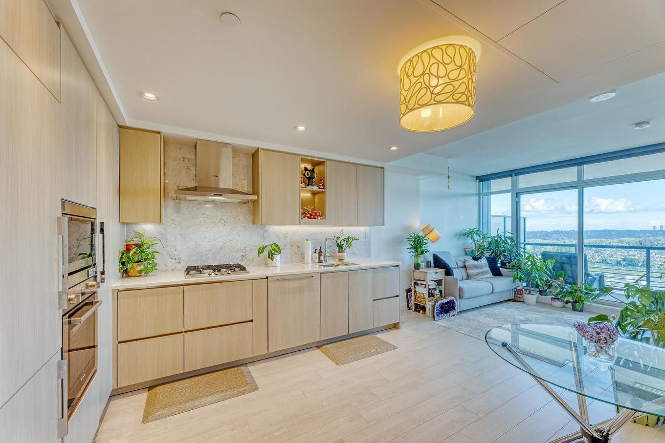 2801-4730 Lougheed Highway, Burnaby, BC