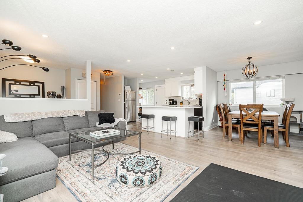 11278 206 Street, Maple Ridge, BC