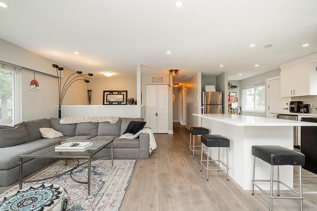 11278 206 Street, Maple Ridge, BC