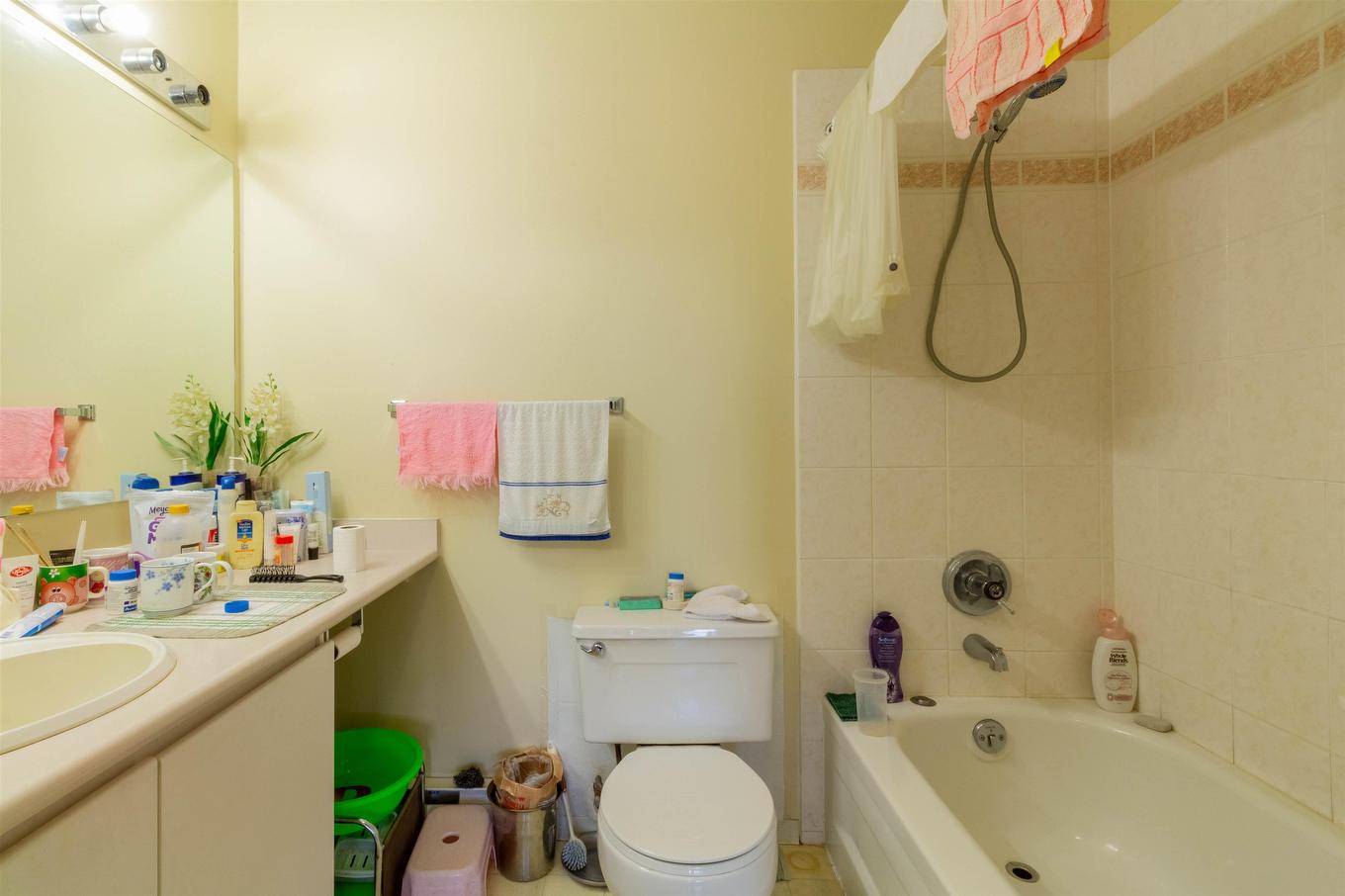 407-3480 Yardley Avenue, Vancouver, BC