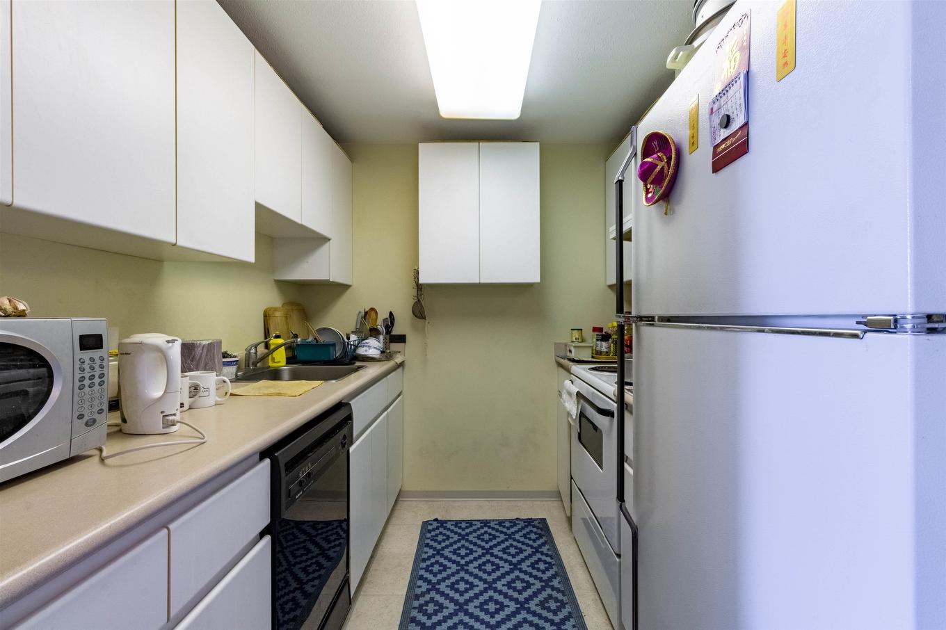 407-3480 Yardley Avenue, Vancouver, BC