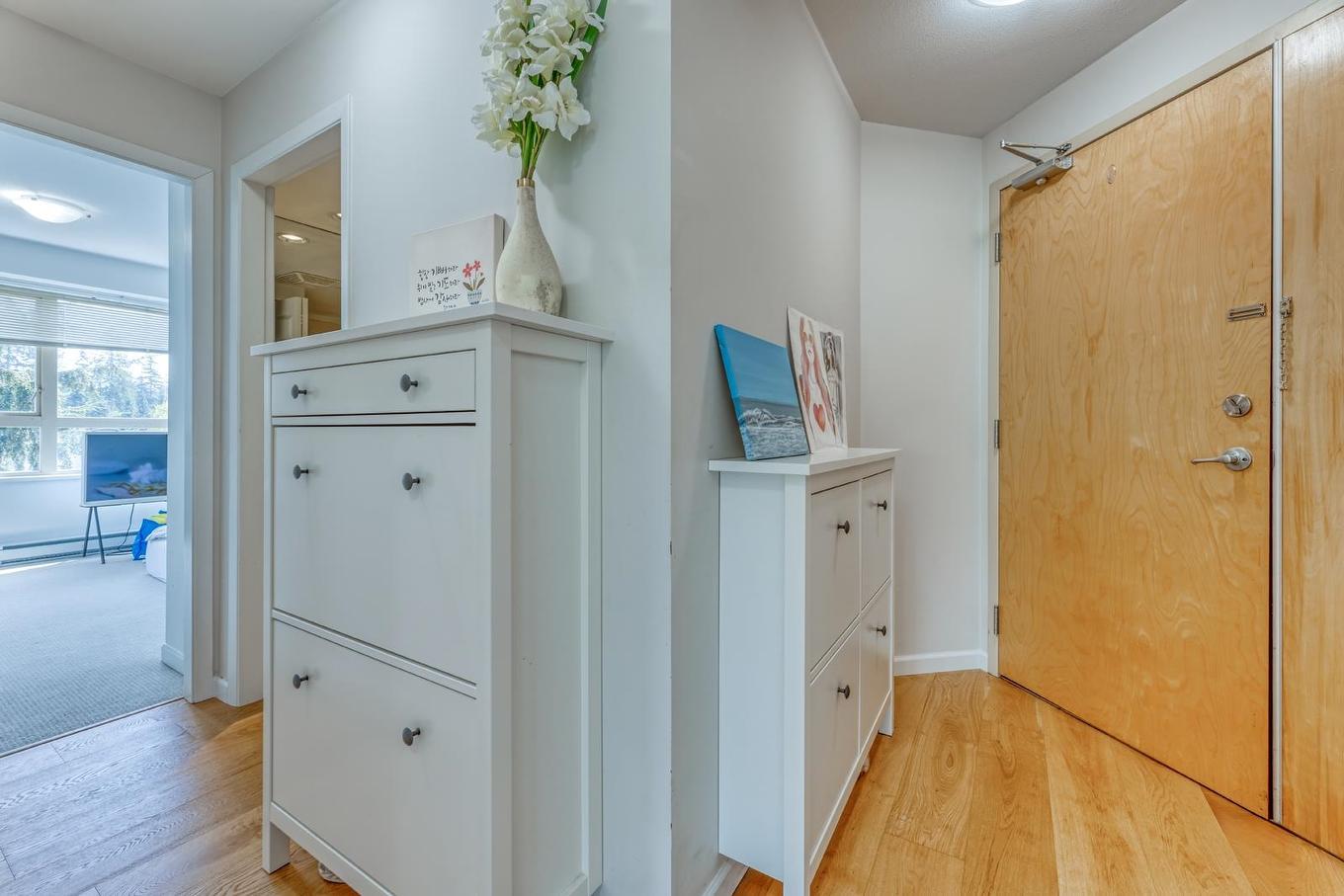 516-580 Raven Woods Drive, North Vancouver, BC